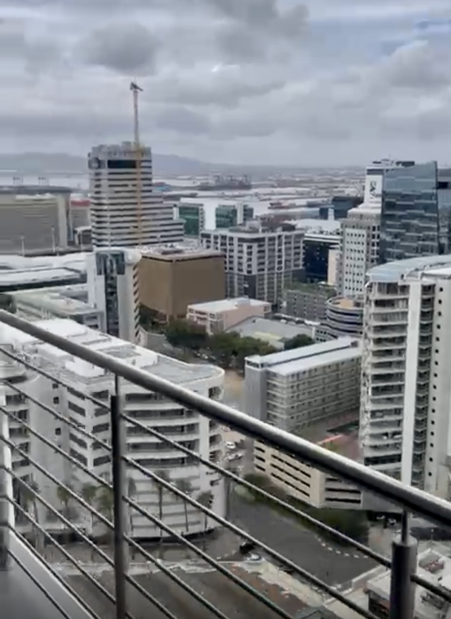 1 Bedroom Property for Sale in Cape Town City Centre Western Cape